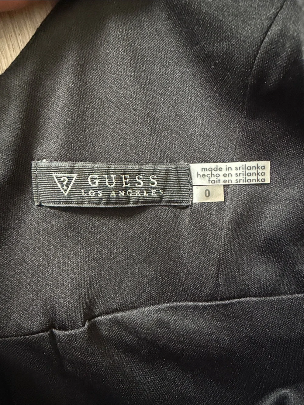 Guess fitted mini